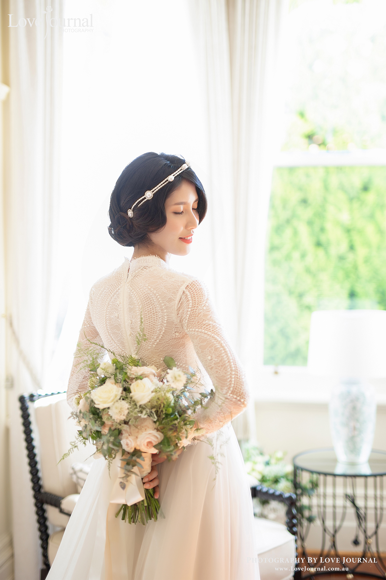 Pre-Wedding Photography in French Style Historic House Pre-Wedding Photography in French Style Historic House