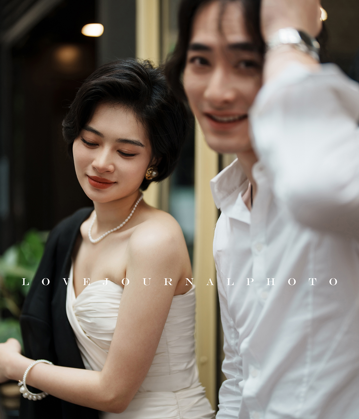 Melbourne Cafe Pre-Wedding Photography