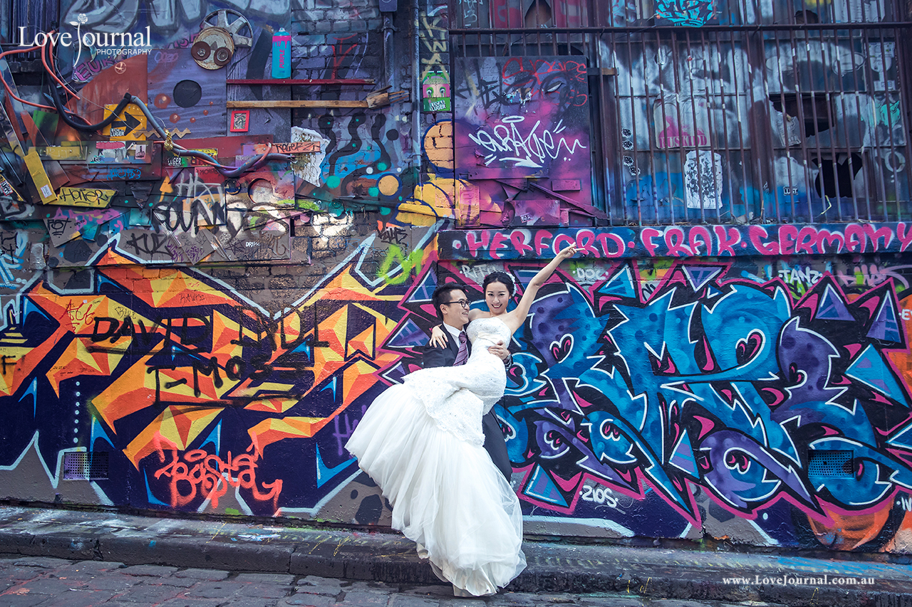 Graffiti Lane Pre-wedding Photography, Hosier Lane Pre-wedding Photography.