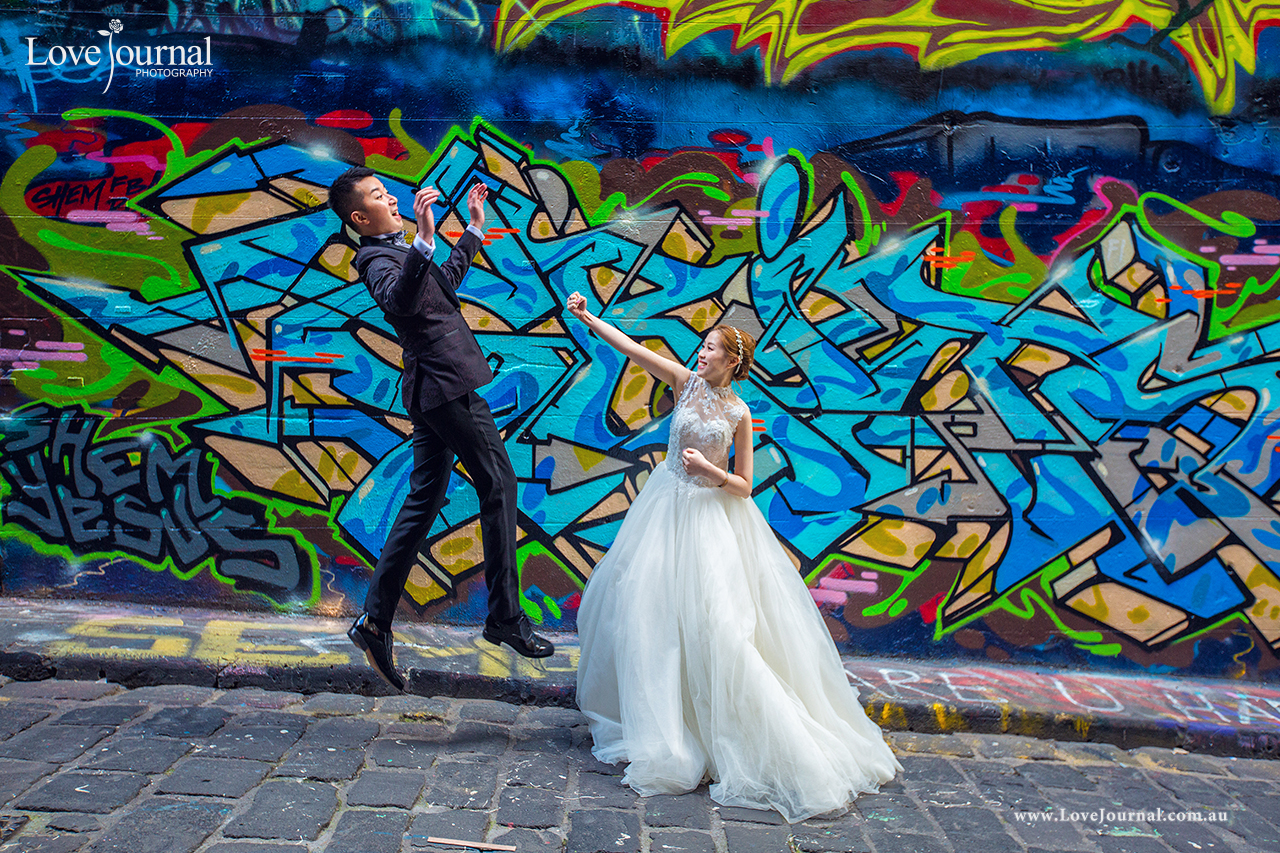 Graffiti Lane Pre-wedding Photography, Hosier Lane Pre-wedding Photography.