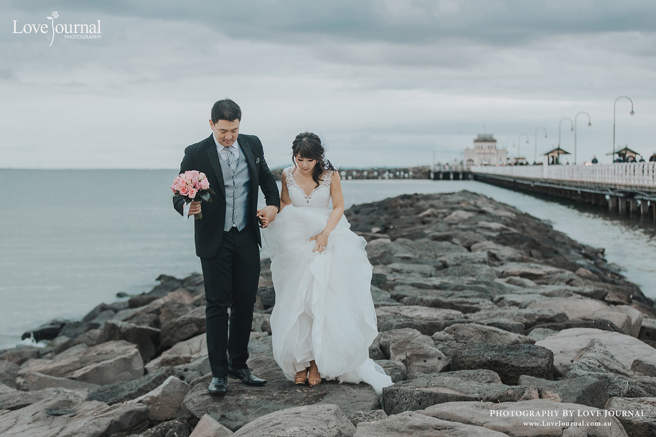St. Kilda Beach Pre-wedding Photography